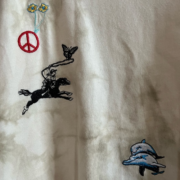 Jungles Desire Long Sleeve Tee - Picture 4 of 6